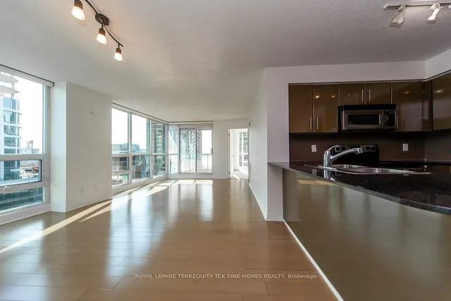 Additional image 14 of 16 Yonge St Unit 1109