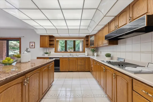 Additional image 14 of 5 Weston Wood Rd