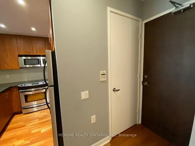 Additional image 12 of 85 Bloor St Unit 413