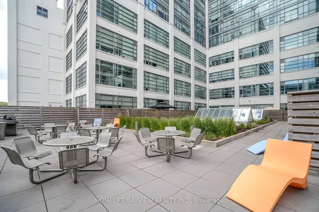 Additional image 30 of 637 Lake Shore Blvd Unit 101