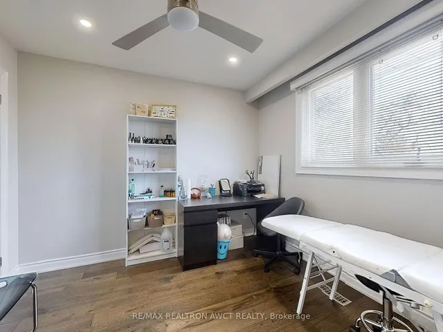 Additional image 26 of 26 Greyhound Dr