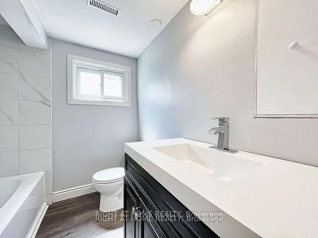 Additional image 31 of 90 Merkley Sq