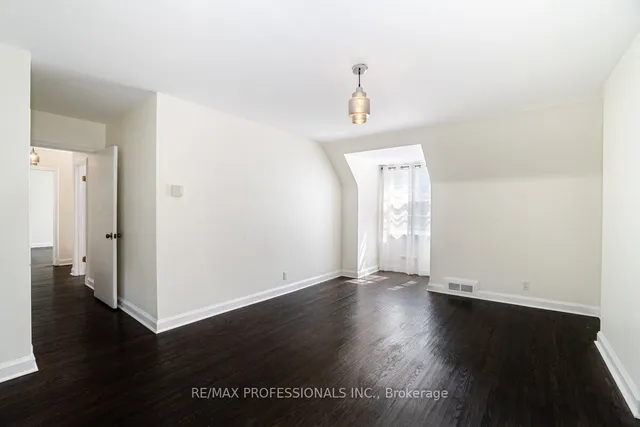 Additional image 21 of 52 Valecrest Dr