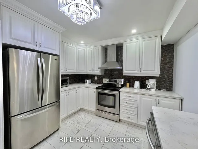 Additional image 2 of 298 Empress Ave