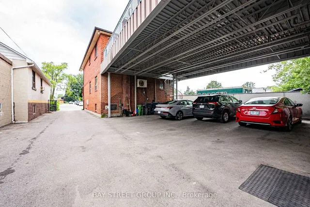 Additional image 7 of 240 Pellatt Ave