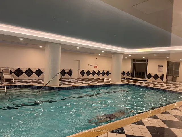 Additional image 9 of 38 Elm St Unit 811