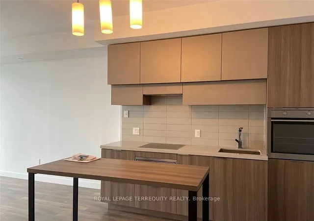 Additional image 4 of 8 Eglinton Ave Unit 3706