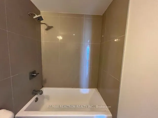 Additional image 7 of 30 Baseball Pl Unit 632