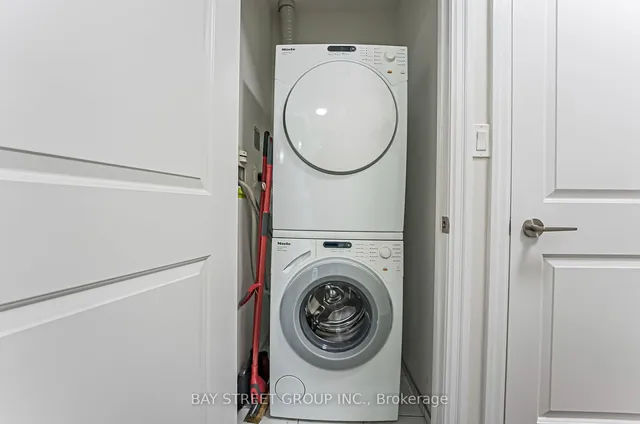 Additional image 21 of 8 The Esplanade Unit 2712