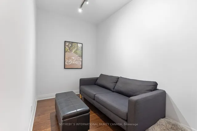 Additional image 5 of 530 St Clair Ave Unit 1009