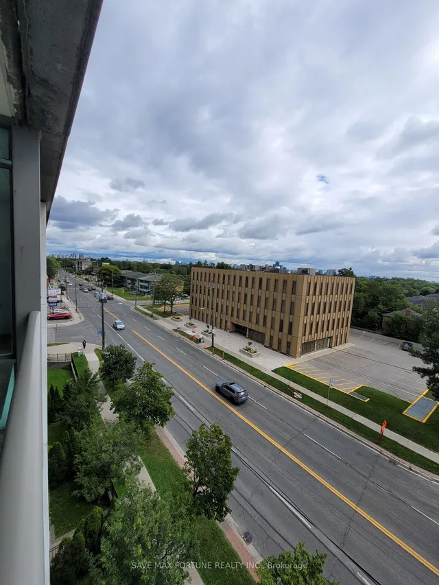 Additional image 9 of 3840 Bathurst St Unit 609