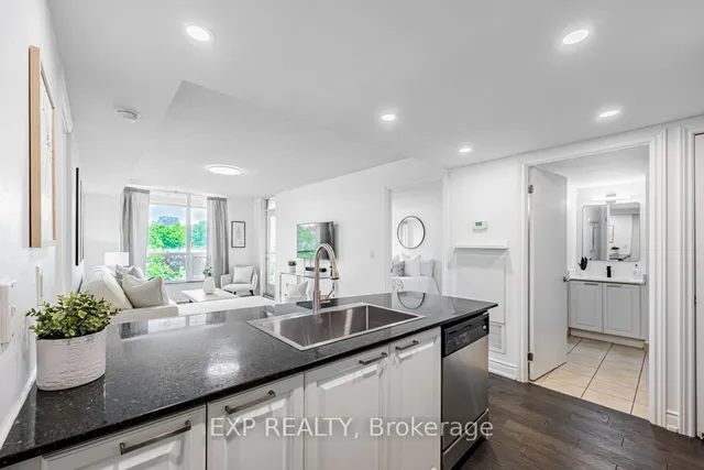Additional image 6 of 231 Fort York Blvd Unit 327