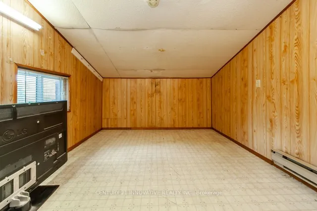 Additional image 23 of 5 Wiggens Crt