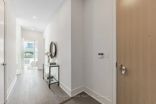 Additional image 3 of 39 QUEENS Quay Unit 1211