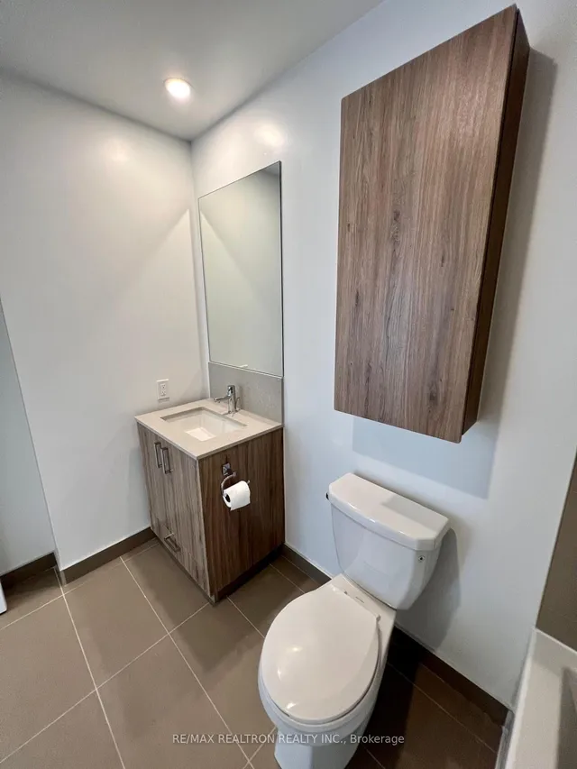 Additional image 19 of 1787 St Clair Ave Unit 604