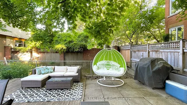 Additional image 36 of 144 Clinton St