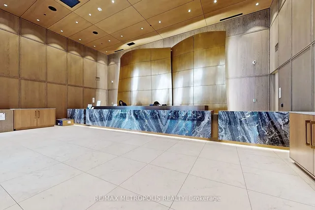 Additional image 5 of 20 Inn On The Park Dr Unit 638