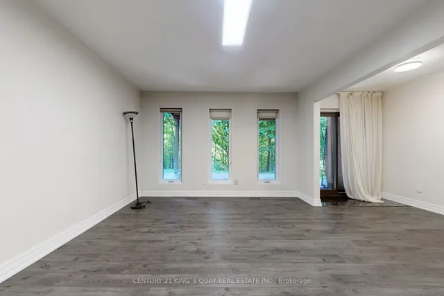 Additional image 32 of 22 Coreydale Crt