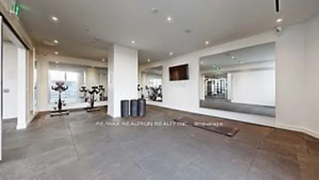 Additional image 35 of 135 East Liberty St Unit 2012