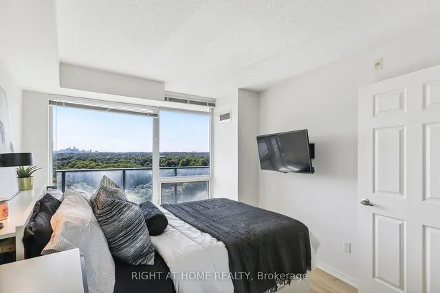 Additional image 15 of 18 Valley Woods Rd Unit PH104