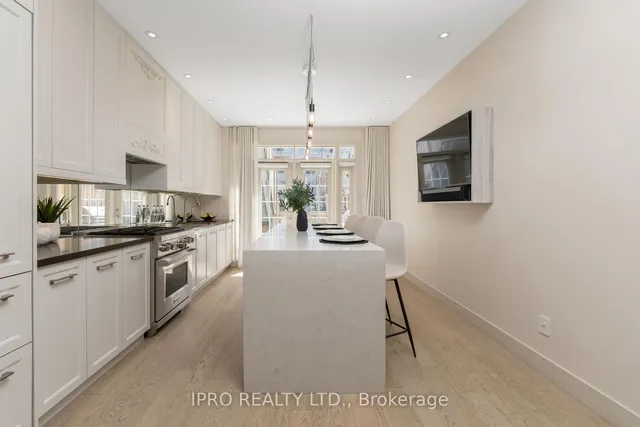 Additional image 9 of 15 Niagara St Unit 56