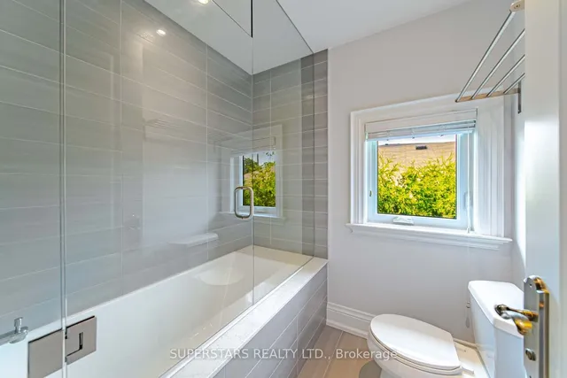 Additional image 28 of 643 Glencairn Ave