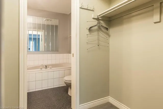 Additional image 31 of 60 Dundas St Unit 15