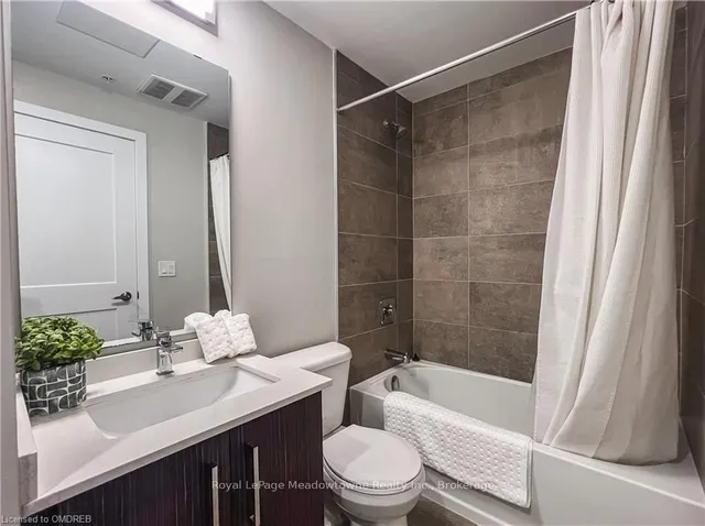 Additional image 16 of 15 QUEEN St Unit 1106