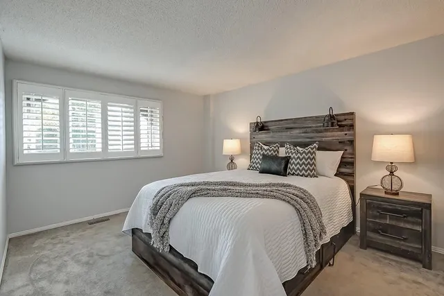 Additional image 26 of 2129 WINDING Way