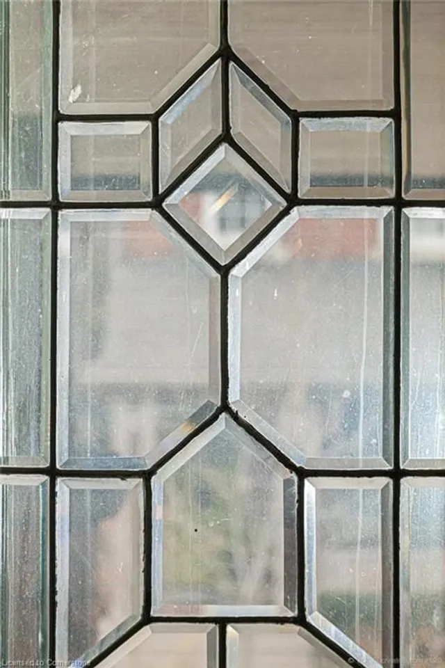 Additional image 5 of 31 St Clair Ave