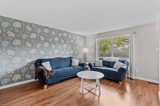 Additional image 7 of 211 Lake Ave