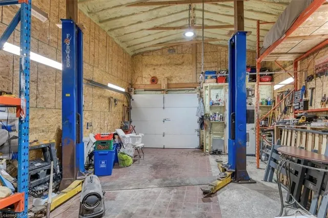 Additional image 24 of 118 Second St