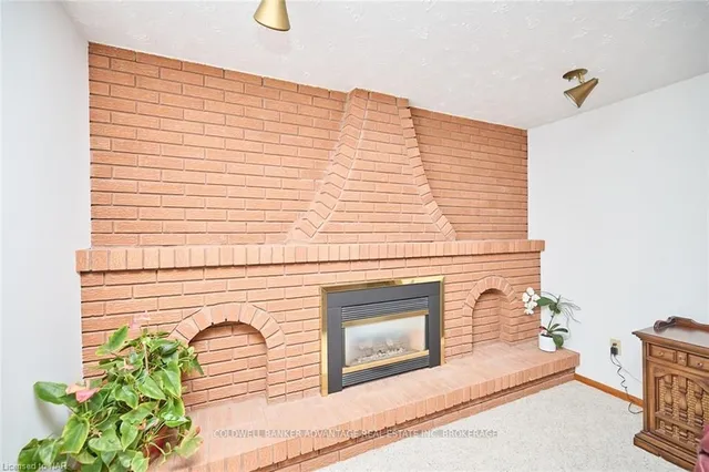 Additional image 30 of 27 QUINN Ave