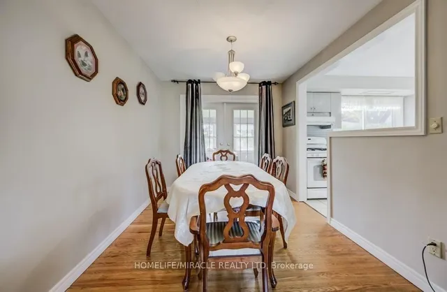 Additional image 36 of 117 Loyalist Dr