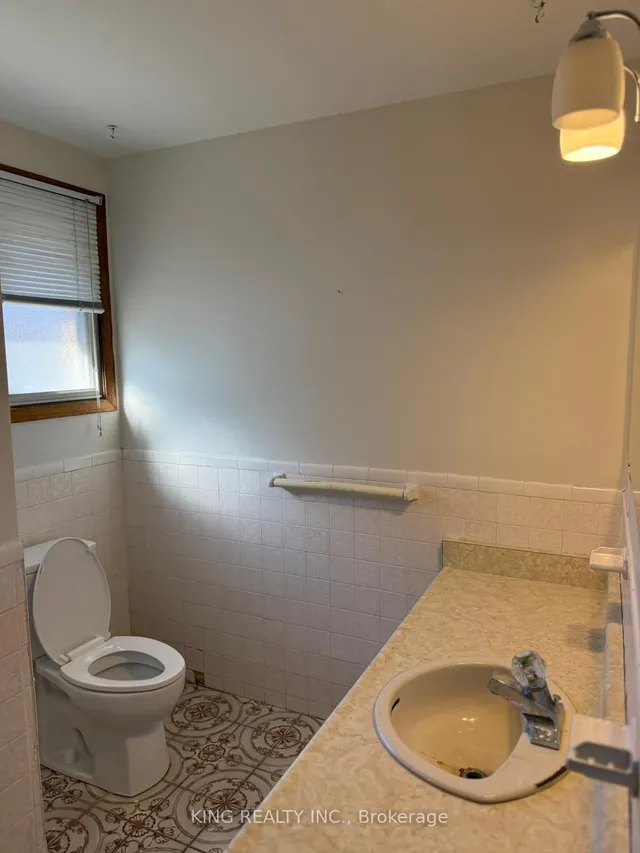 Additional image 17 of 98 FERGUSON Ave