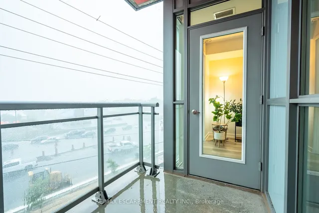 Additional image 13 of 5230 Dundas St Unit A428