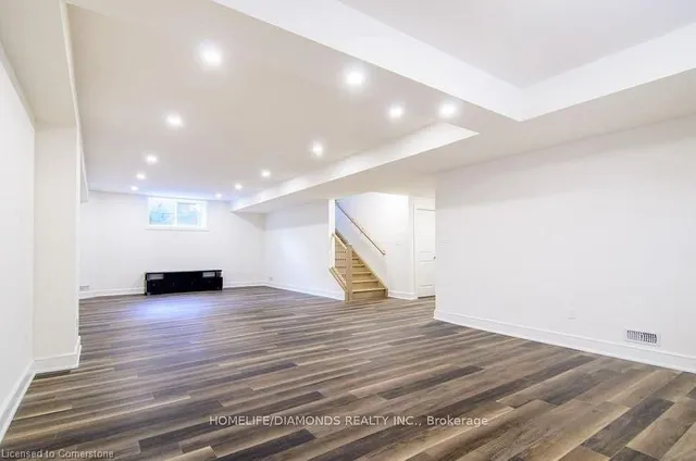 Additional image 20 of 166 Concession St