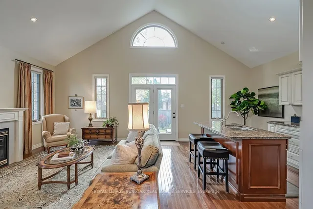 Additional image 14 of 2141 Caroline St Unit 1