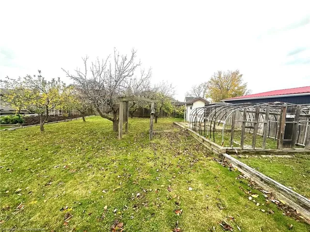 Additional image 11 of 151 Homeside Ave