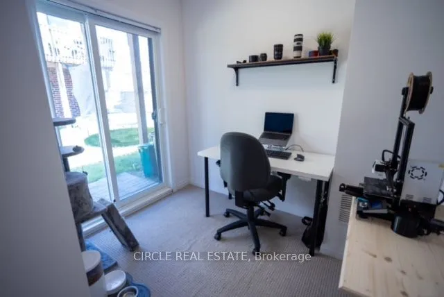 Additional image 5 of 4 Could Lane