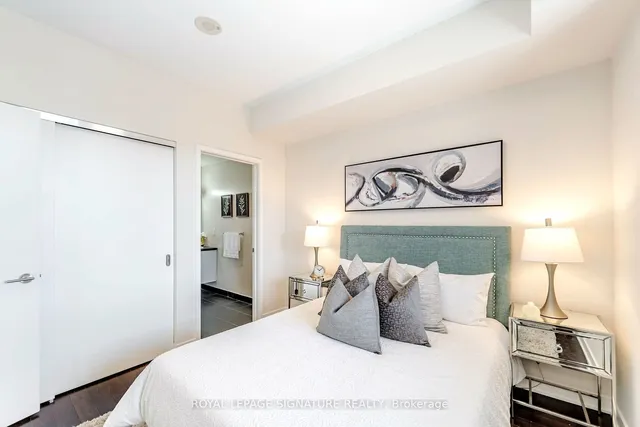 Additional image 19 of 400 Wellington St Unit 908