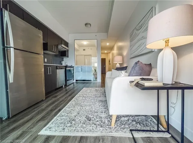 Additional image 9 of 15 QUEEN St Unit 1106