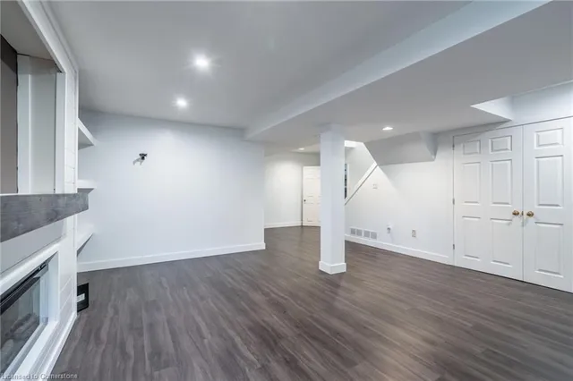 Additional image 31 of 305 Woodland Dr