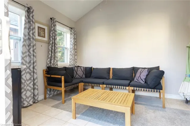 Additional image 46 of 32 Audubon St