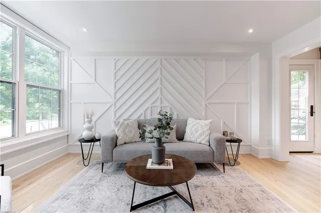 Additional image 5 of 939 TEAL Dr