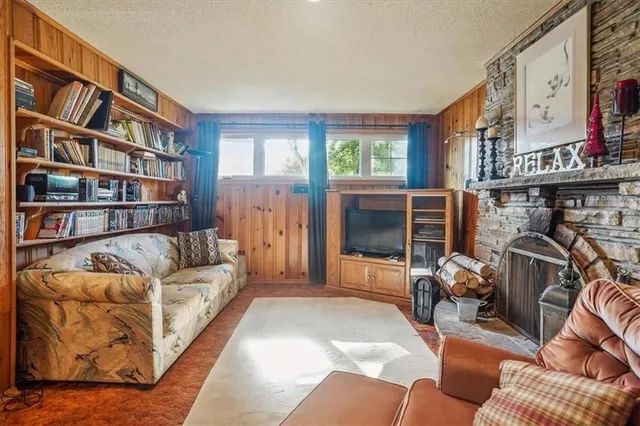 Additional image 26 of 3245 PALMER Dr