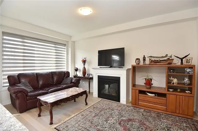 Additional image 17 of 28 Fairey Cres