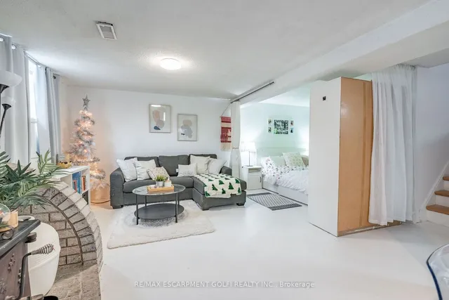 Additional image 13 of 51 LEGGETT Cres