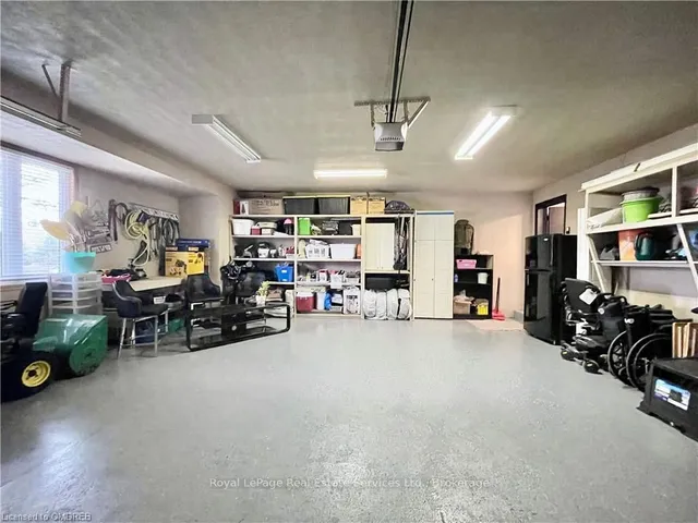 Additional image 31 of 184 DUNDAS St