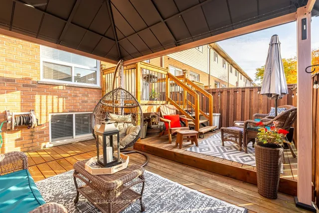 Additional image 28 of 800 PARAMOUNT Dr Unit 38